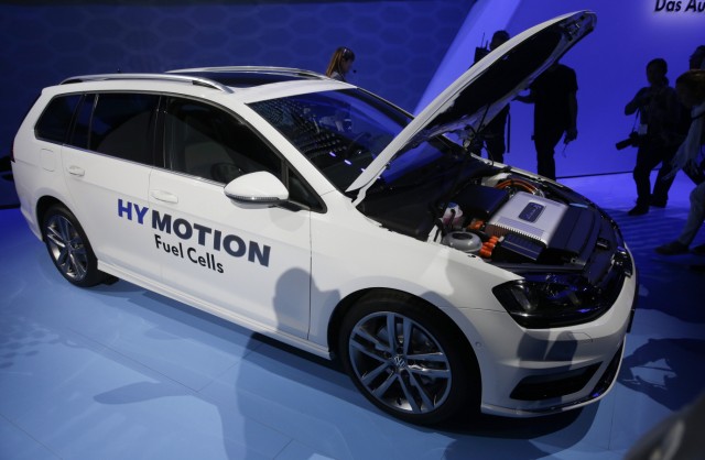 VW Golf Variant HyMotion auf der Los Angeles Auto Show 2014.
