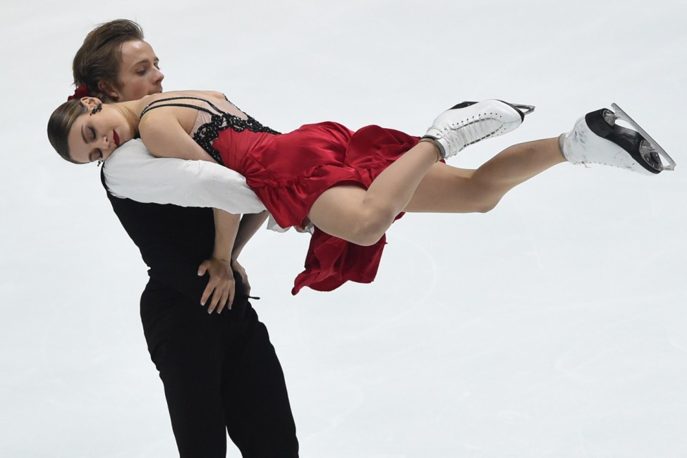 Kaitlin Hawayek and Jean-Luc Baker of the US perform during the ice dance short program at the NHK Trophy ISU Grand Prix figure skating 2014 in Osaka on November 29, 2014.