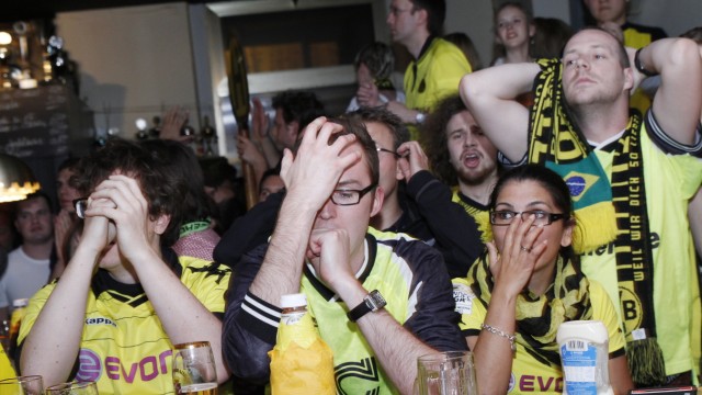 Borussia Dortmund Fans beim Public Viewing des Champions League Finales in München, 2013