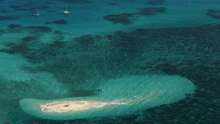 Scenes Of The Cairns Region Great Barrier Reef