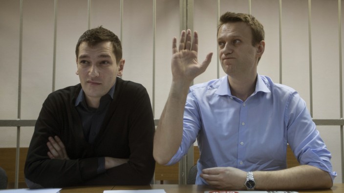 Kremlkritiker Alexej Nawalny und sein Bruder Oleg