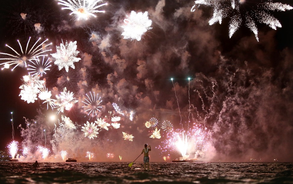 Silvester-Feuerwerk in Rio De Janeiro, Brasilien