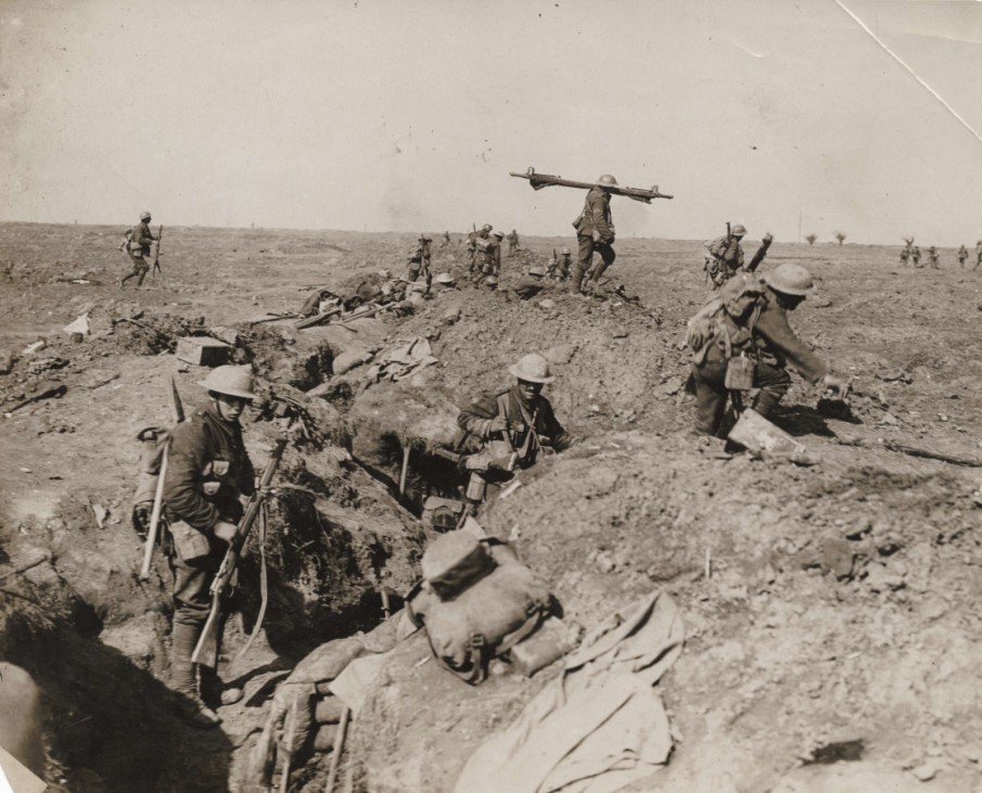 British troops advance during the Battle of the Somme