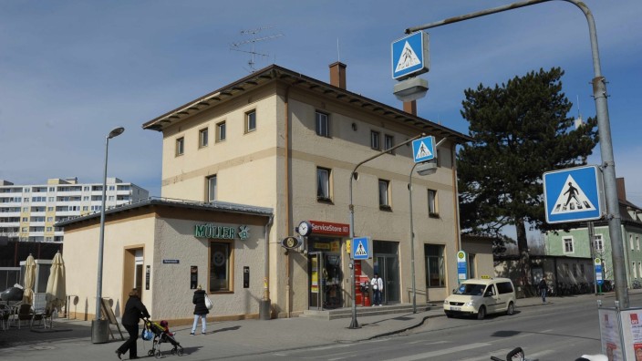 Versorgung: Ende Oktober hat der Markt Schwabener Bahnhofskiosk den Laden dicht gemacht.