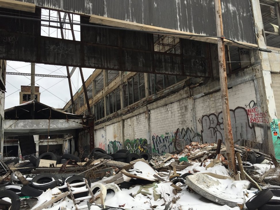 Verfallene Fabrik in Detroit