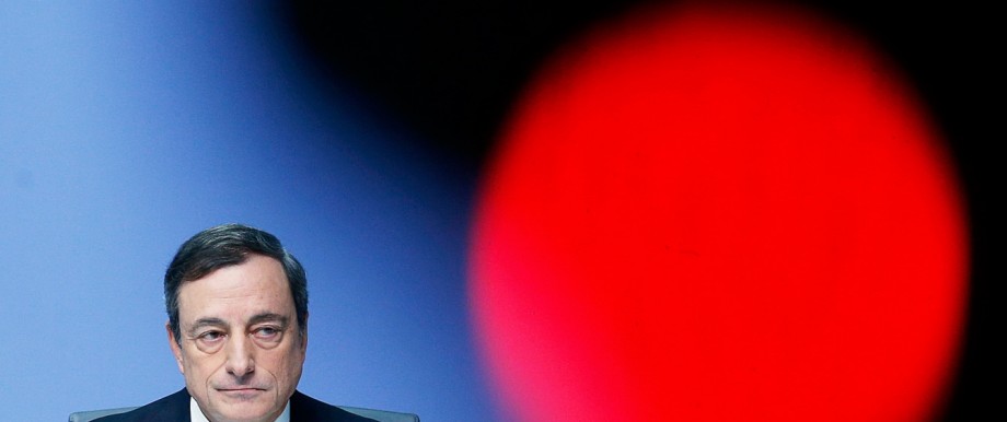 EZB-Milliardenprogramm: Streit um Käufe von Staatsanleihen: EZB-Chef Mario Draghi