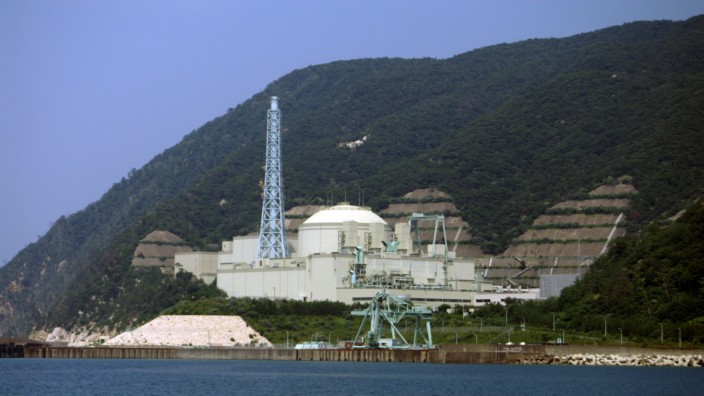 Japan stramm auf Atomkurs - ´Genug Plutonium für Atombomben"