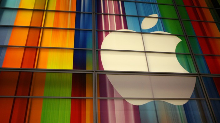 Apple profit hits new high on rocketing iPhone sales