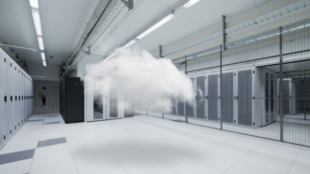 Vorbehalte im deutschen Mittelstand: Im Cloudgeschäft geht es nicht um Wolken - und eigentlich nicht einmal um Rechenzentren. Sondern um Vernetzung und Geschwindigkeit.