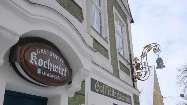 Traditionsgaststätte Kochwirt: Die Traditionsgaststätte Kochwirt ist seit 1960 im Besitz der Stadt. Auf Stephan Eisenreich folgt jetzt Matthias Schilcher.