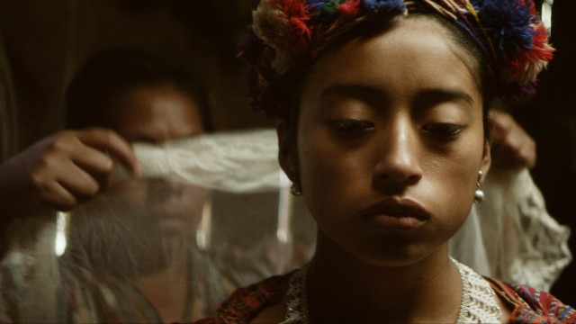 Berlinale-Filme: In "Ixcanul/Vulkan" sind die Darsteller Angehörige des Volkes der Kakchiquel-Maya, die sich in großer Würde quasi selbst spielen.