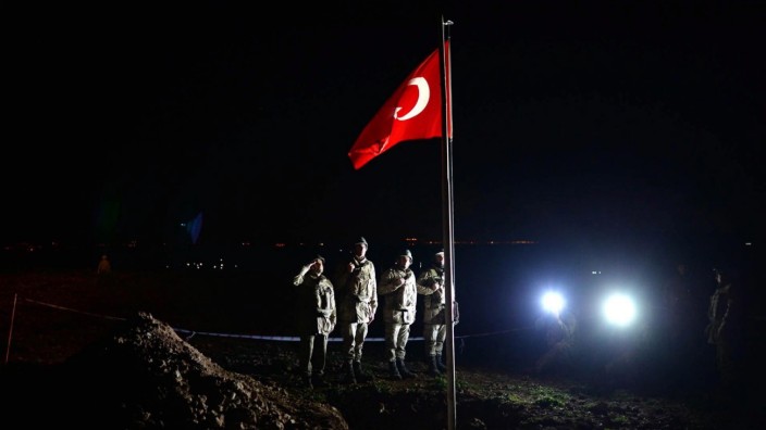 Evacuate operation by Turkish army in Syria