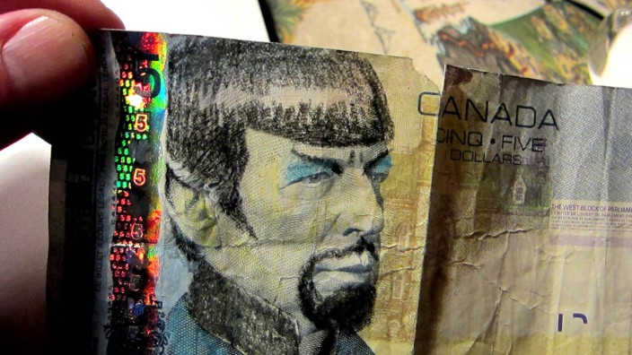 Star-Trek-Schauspieler Leonard Nimoy: Leonard Nimoy als "Mr. Spock": Kanadische Banknote, die eigentlich Premier Wilfrid Laurier zeigt.