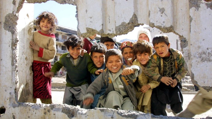 AFGHANISTAN-US ATTACK-ENDURING FREEDOM-DISPLACED PEOPLE-KIDS