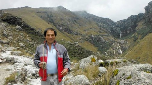 Klimawandel: Saúl Luciano Lliuya macht sich Sorgen um das Weltklima - und um seine Stadt am Fuße des Berges.