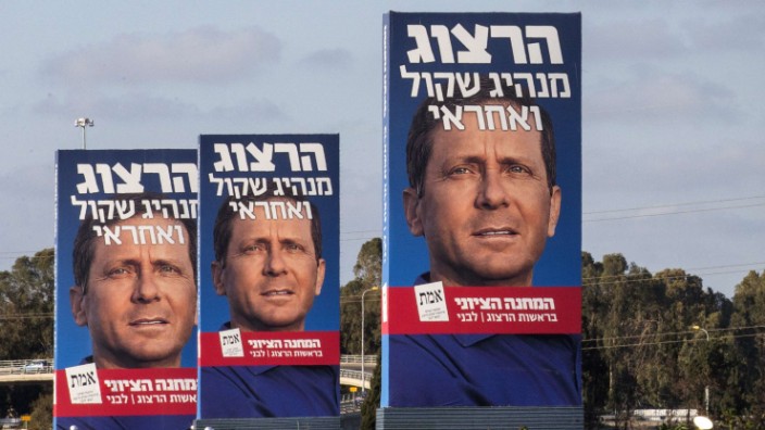 Israel: Bald vereint? Herzog (links) und Netanjahu (ganz rechts).