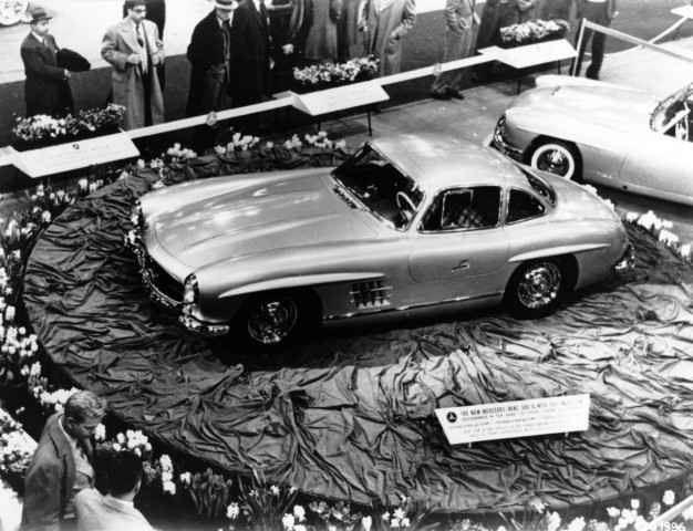 Mercedes 300 SL Flügeltürer auf der New York International Motor Sports Show 1954