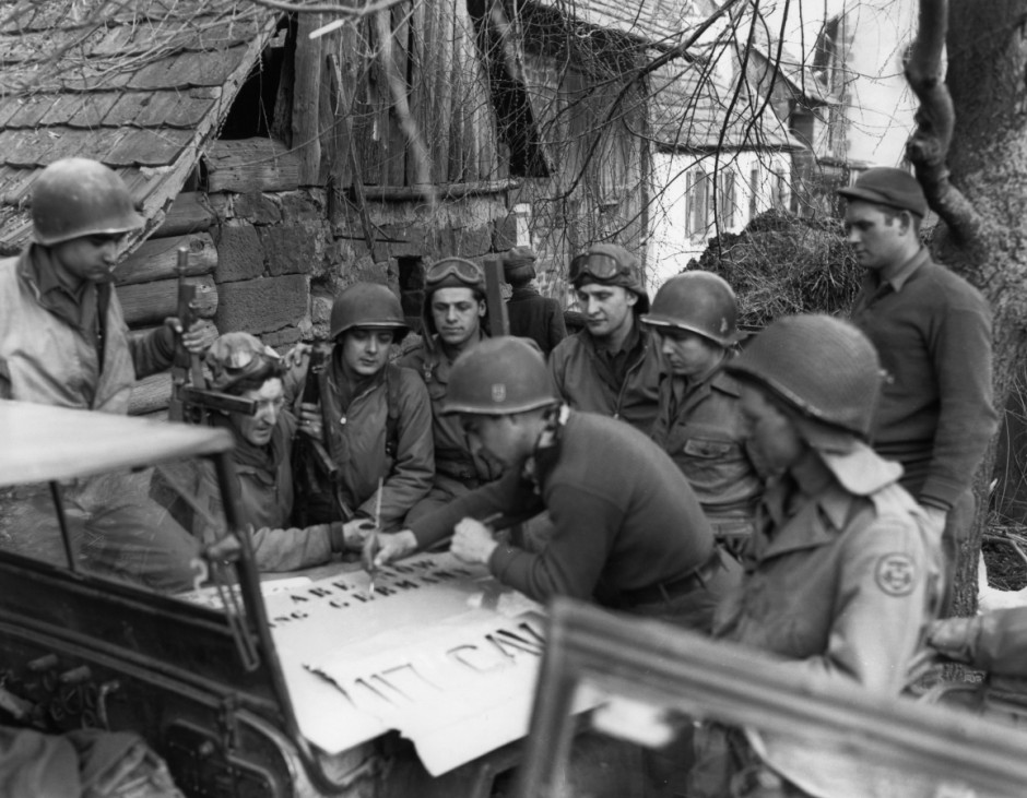 Amerikanische Truppen nahe Obersteinbach, 1945