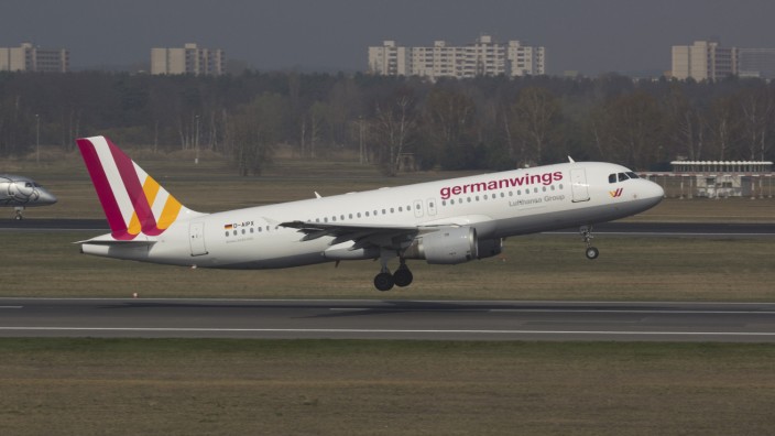 A file picture of an Germanwings Airbus A320 registration