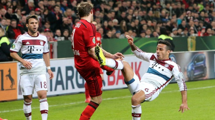 DFB Viertelfinale Bayer 04 Leverkusen Bayern München Thiago FCB verletzt Stefan Kießling BL