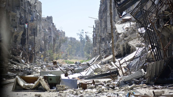 Bürgerkrieg in Syrien: Ein Straßenzug mit zerstörten Häusern in Jarmuk.