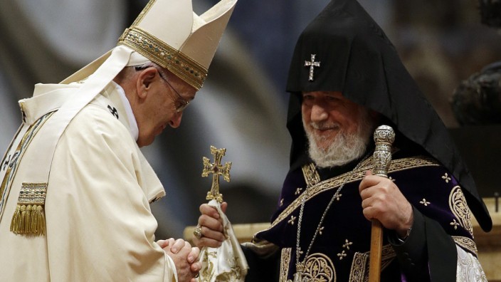 Papst Franziskus und Karekin II