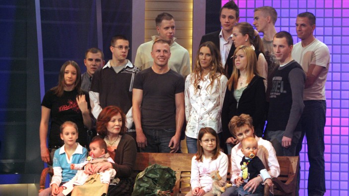 RTL-Jahresrückblick 2005 - Deutschlands älteste Mutter