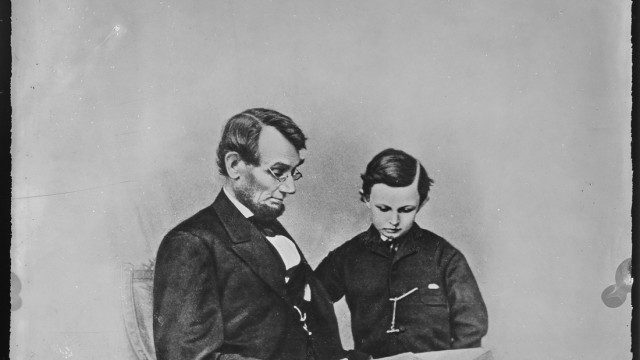 Legendärer US-Präsident: Lincoln mit seinem Sohn Tad