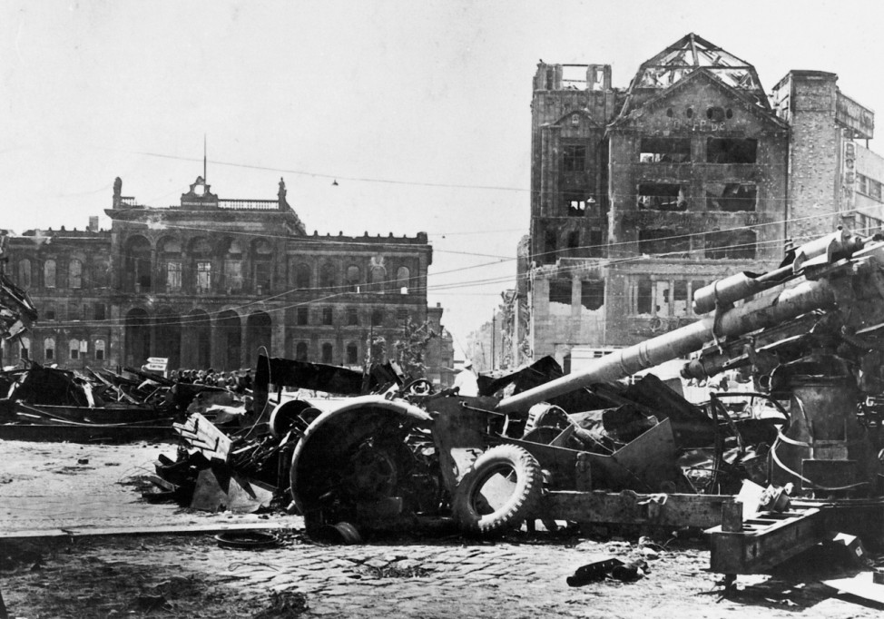 Potsdamer Platz, 1945