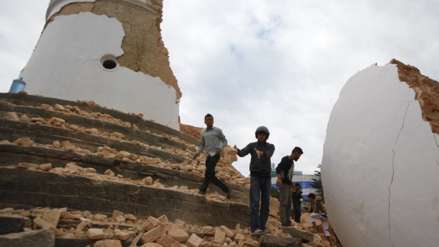 Erdbeben in Nepal: Der Dharahara-Turm in Kathmandu, vom Erdbeben zerstört.