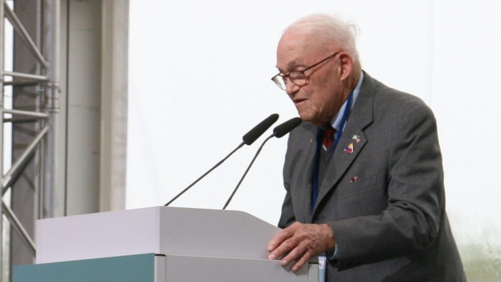 70 Jahre Befreiung des KZ Dachau: Alan W. Lukens sprach auch bei der Befreiungsfeier am Sonntag.
