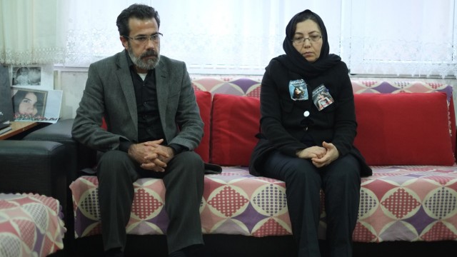 Türkei: Özgecan Aslans Eltern, Mehmet und Songül Aslan, in ihrem Haus in Mersin. Er habe noch nicht die Kraft zu verzeihen, sagt der Vater.