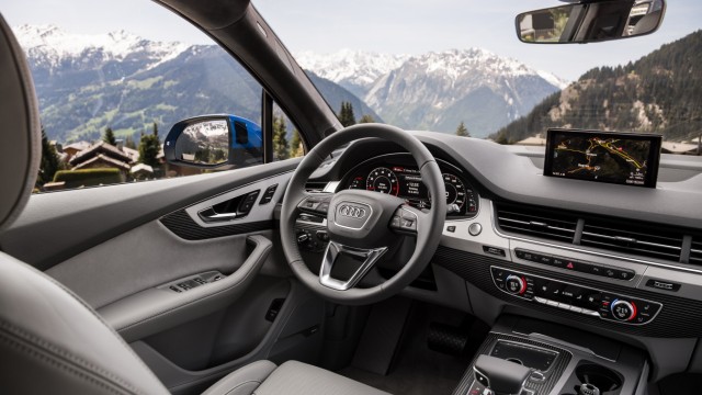 Audi Q7 im Fahrbericht: Beim Q7 gibt es elektrische Unterstützung, so weit das Auge reicht.
