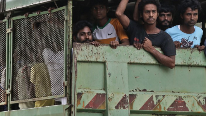 Bangladeshi and Rohingya migrants arrive in Langkawi