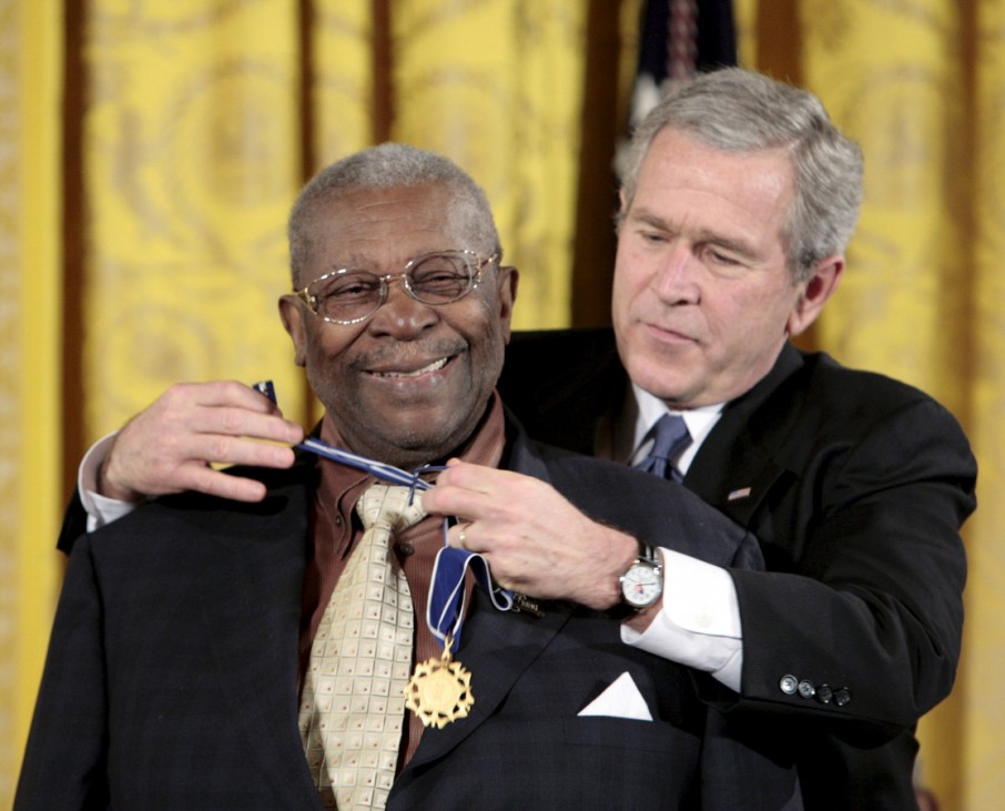 File picture shows U.S. President Bush honoring musician B.B. King as a 2006 recipient of the Presidential Medal of Freedom in Washington