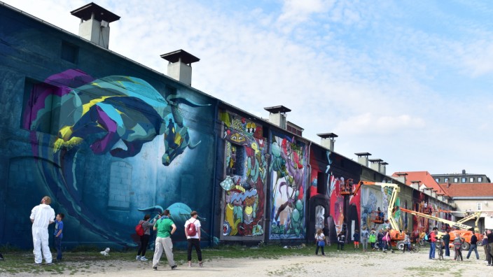 Kultur im Koalitionsvertrag: So vielen Menschen wie möglich den Zugang zur Kultur eröffnen: Graffiti-Aktion in München