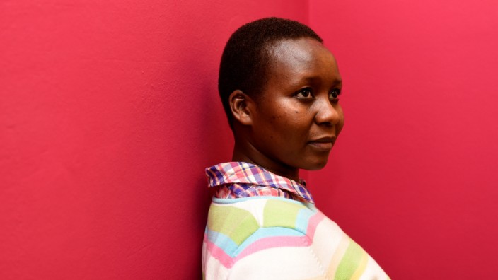 Flüchtlinge in München: Kyabangi Onyango wurde in Uganda bedroht, weil sie lesbisch ist. Ihr Marktstand wurde niedergebrannt.
