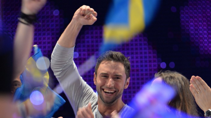 60. Eurovision Song Contest: Feiert seinen ESC-Sieg: der schwedische Kandidat Måns Zelmerlöw.