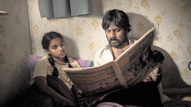 Preise in Cannes: Jacques Audiards Siegerfilm "Dheepan" verfolgt das Schicksal dreier Flüchtlinge aus Sri Lanka, die es nach Paris verschlagen hat.