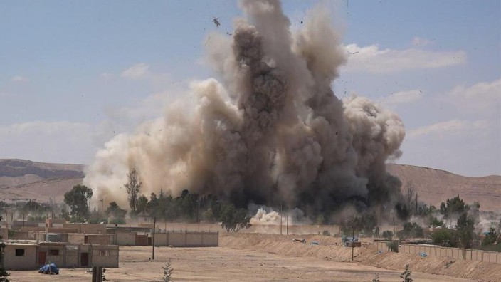 Syrien: Das Gefängnis im syrischen Palmyra wurde von Anhängern der Terrorgruppe Islamischer Staat in die Luft gesprengt.