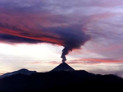 Vulkan Pacaya in Guatemala, Reuters