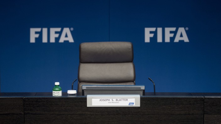 Rücktritt als Fifa-Präsident: Seit 1975 in der Fifa, seit 1998 Präsident - nun bald nicht mehr da: Sepp Blatter.
