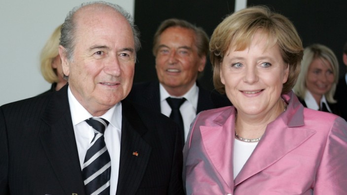 Blatter erhält Bundesverdienstkreuz