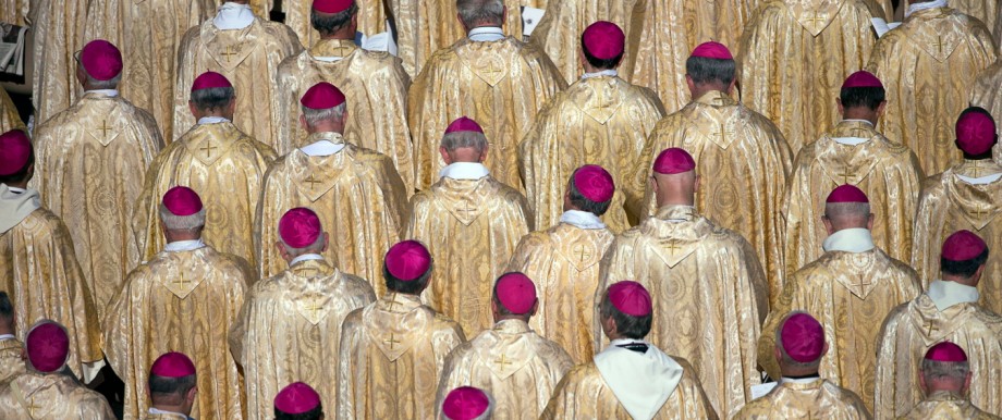 Katholische Kirche: Für Missbrauchsfälle in den eigenen Reihen gründet der Papst nun ein Tribunal im Vatikan.
