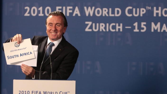 Tim Roth als Sepp Blatter in "United Nations"
