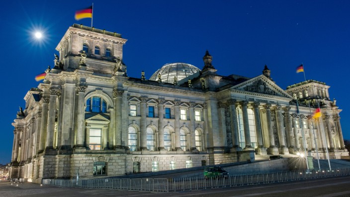 Reichstag am Abend