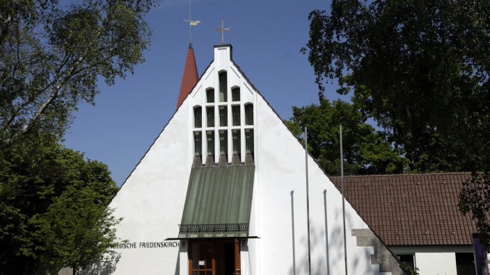 Eichenau: Evangelische Friedenskirche