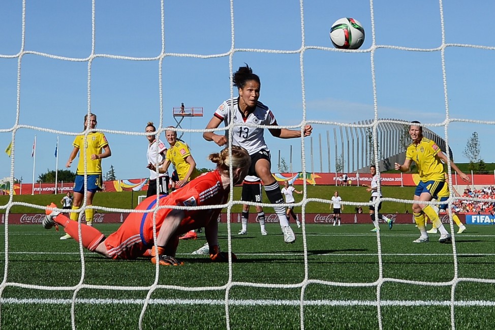 Germany v Sweden: Round of 16 - FIFA Women's World Cup 2015
