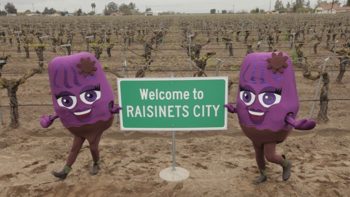 Vereinigte Staaten: Im kalifornischen Raisin City dreht sich das Leben um die Rosine. Hier benennen zwei Werbefiguren die Stadt nach einem Nestlé-Produkt um.