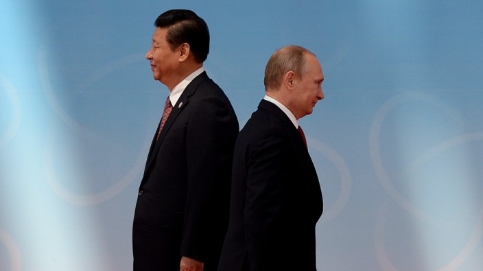 Russland: Russlands Präsident Putin (links) und Chinas Staatschef Xi Jinping.